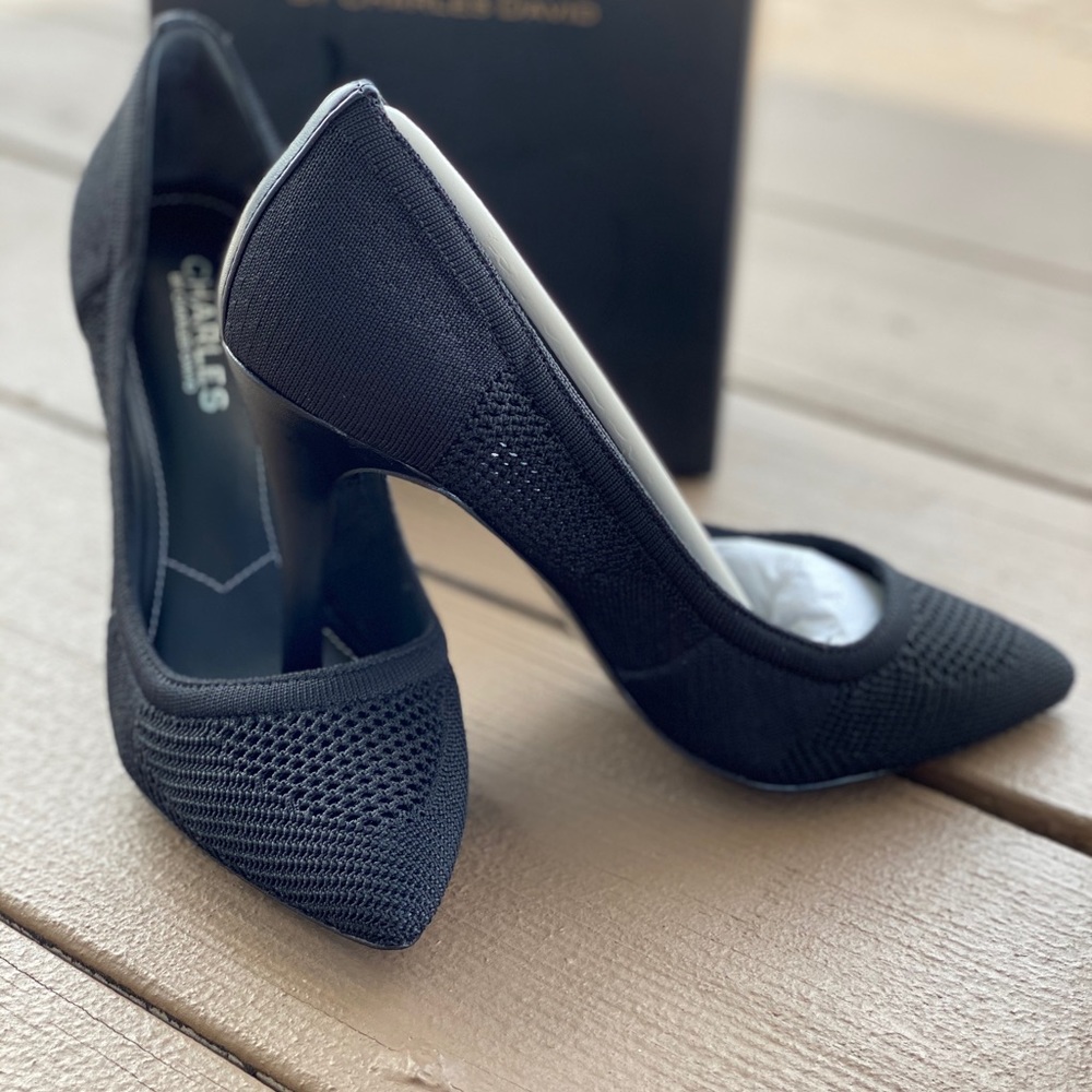 Charles by Charles David Cute Knit Pumps